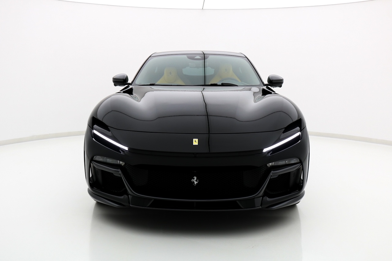 Ferrari - Purosangue