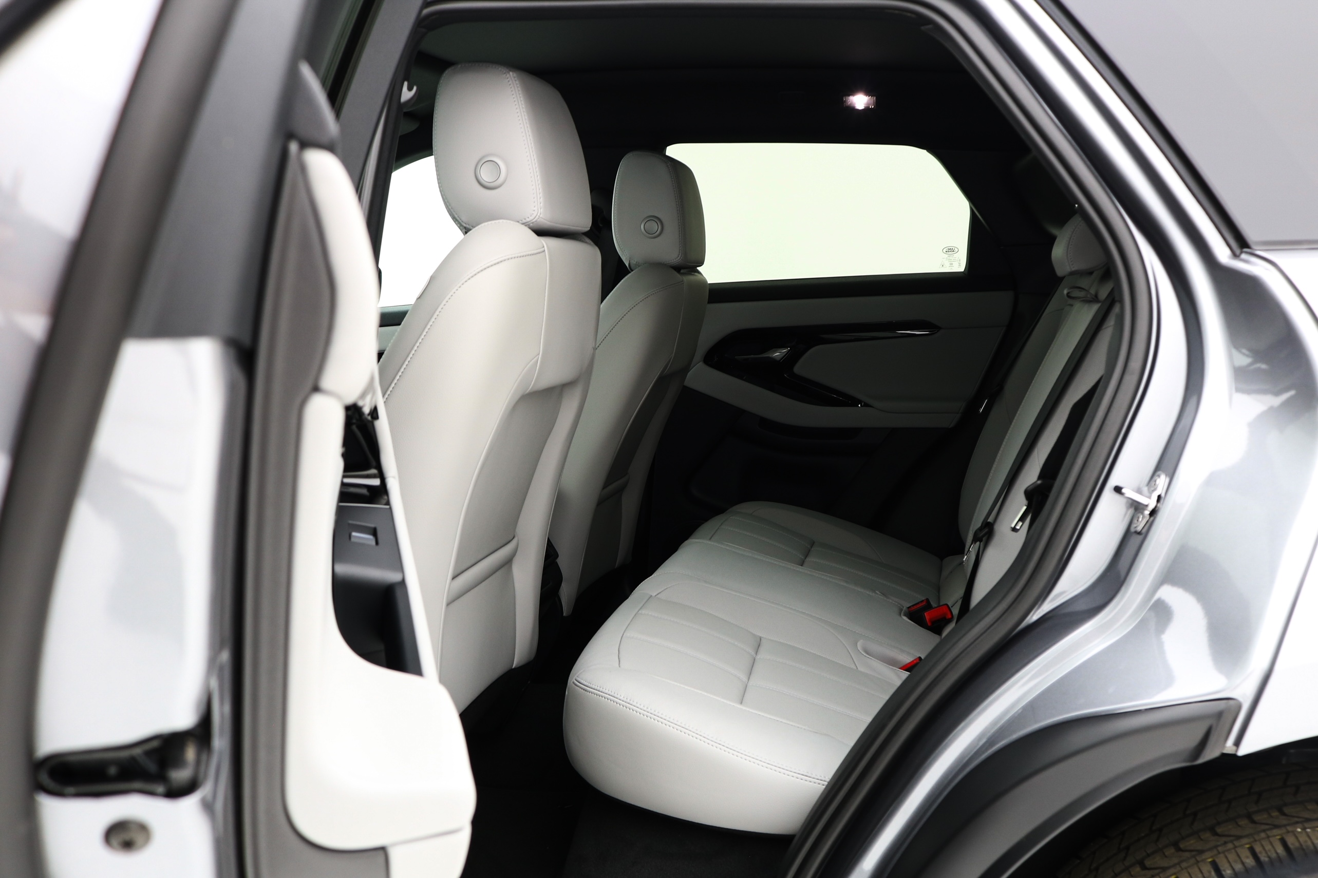 Land Rover - Range Rover Evoque
