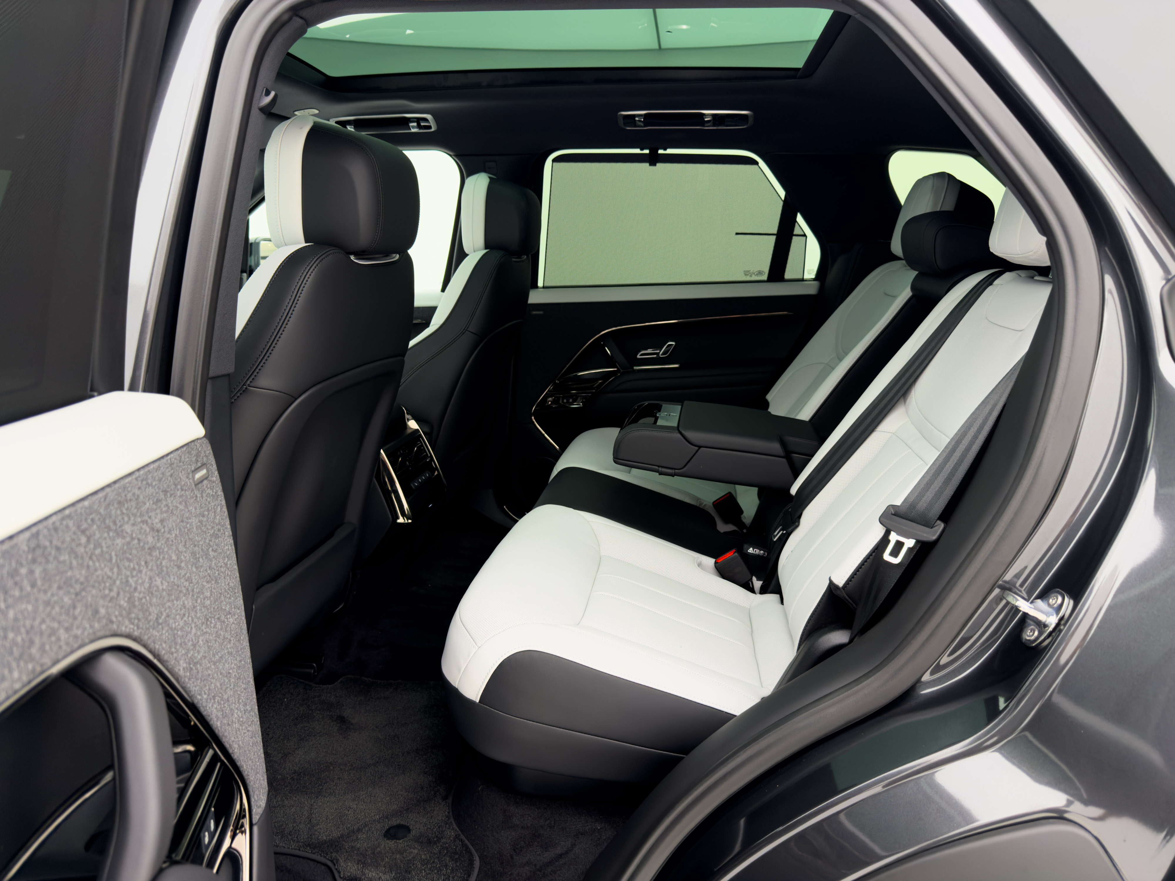 Land Rover - Range Rover Sport