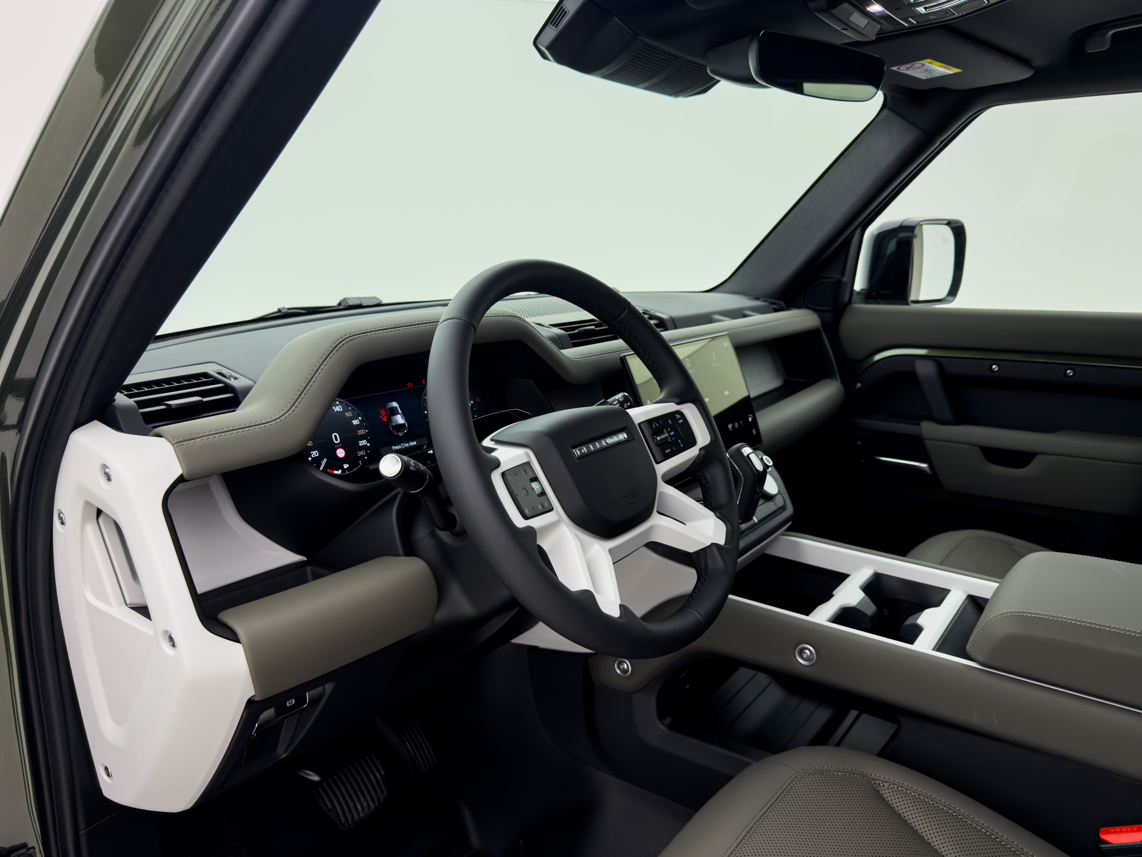 Land Rover - Defender