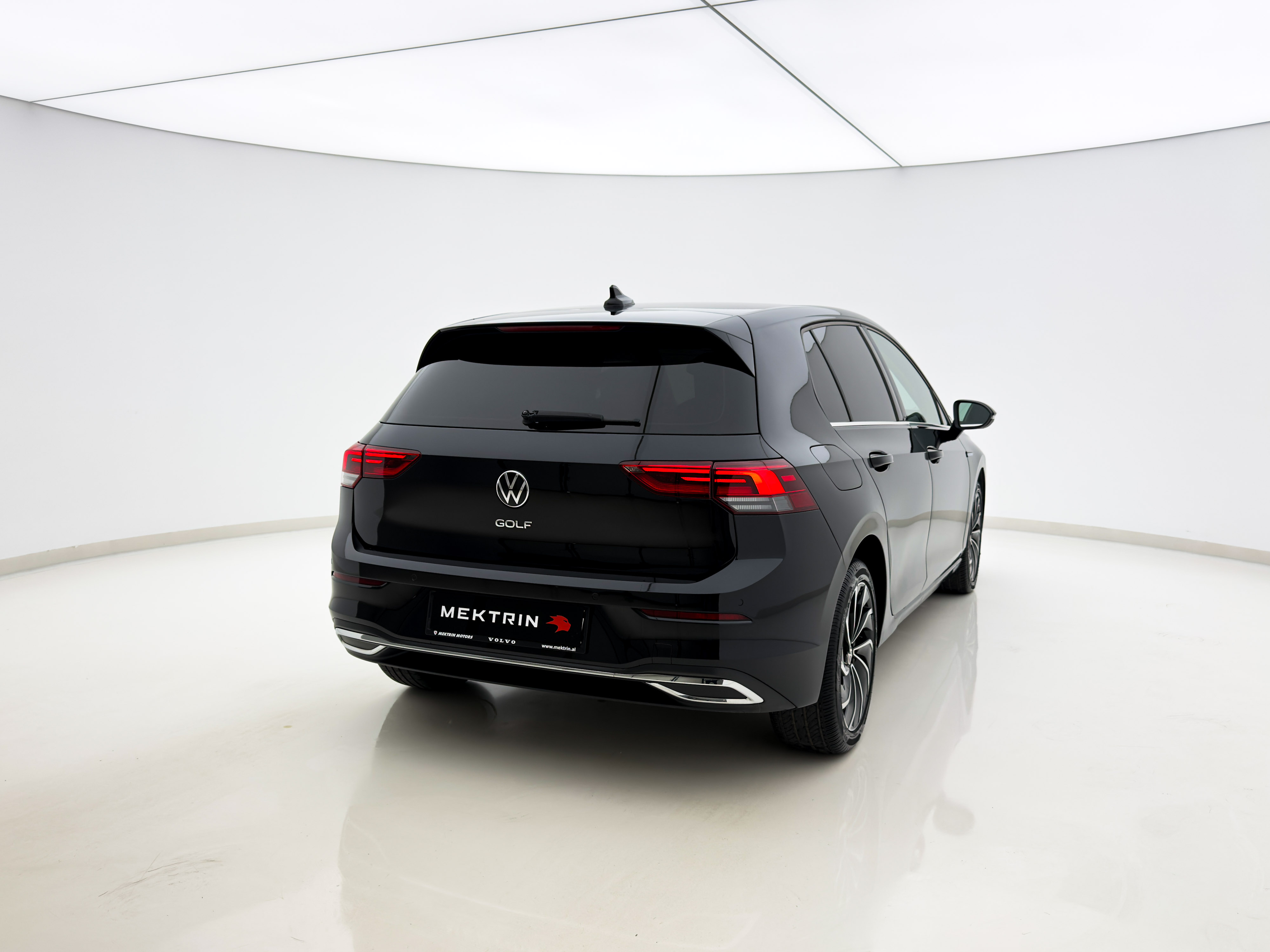 Volkswagen - Golf 8