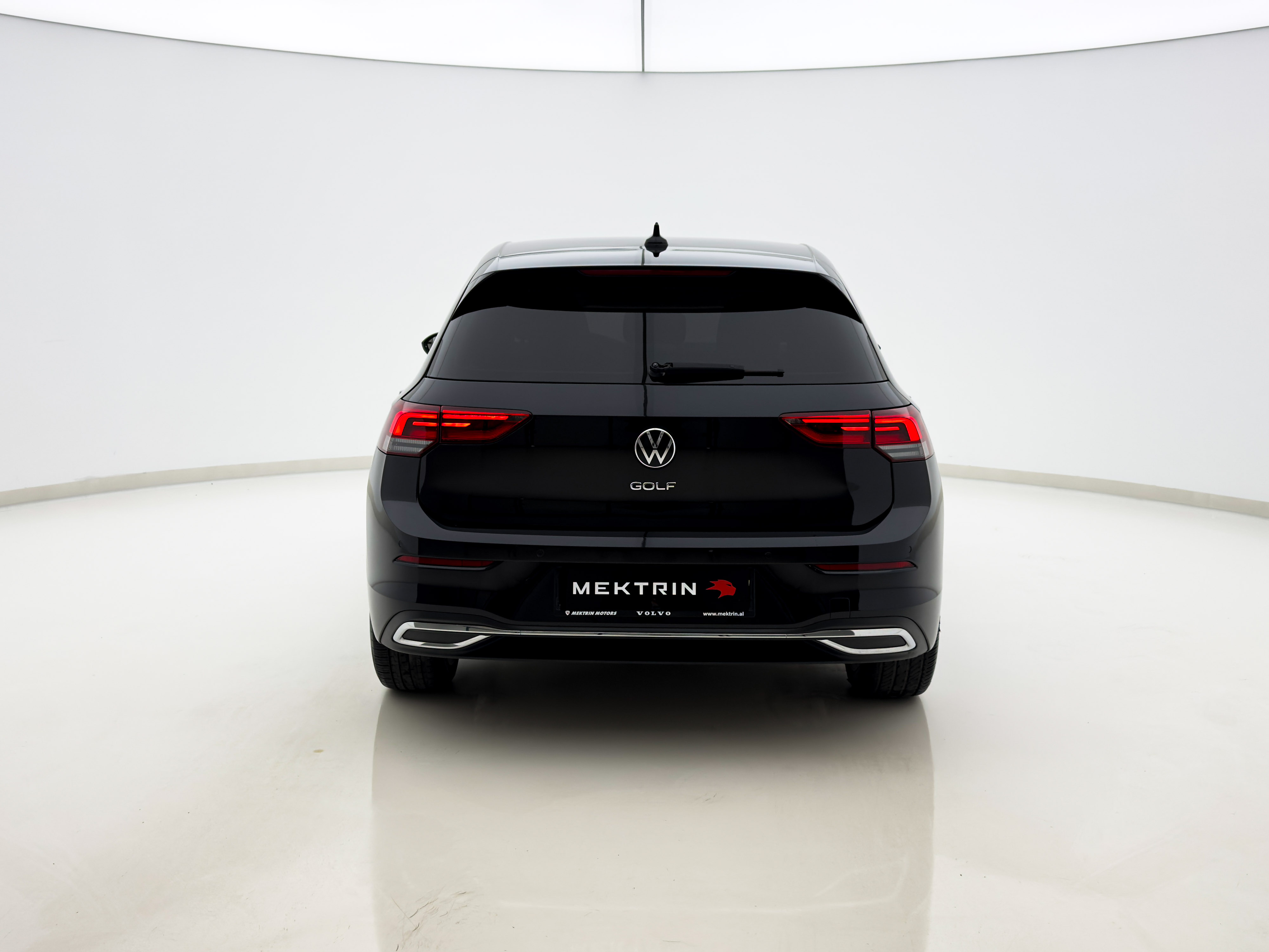 Volkswagen - Golf 8