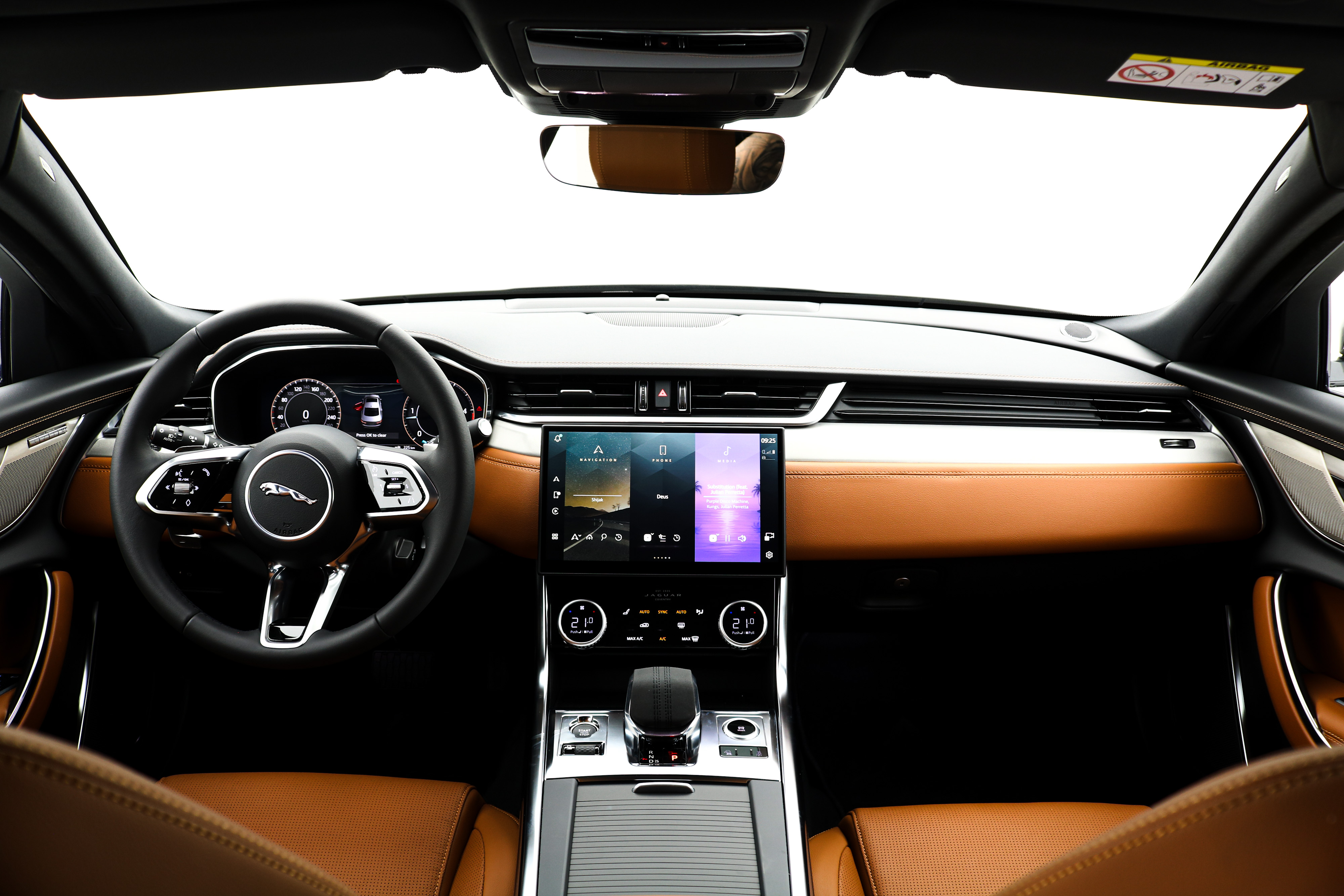 Jaguar - Xf