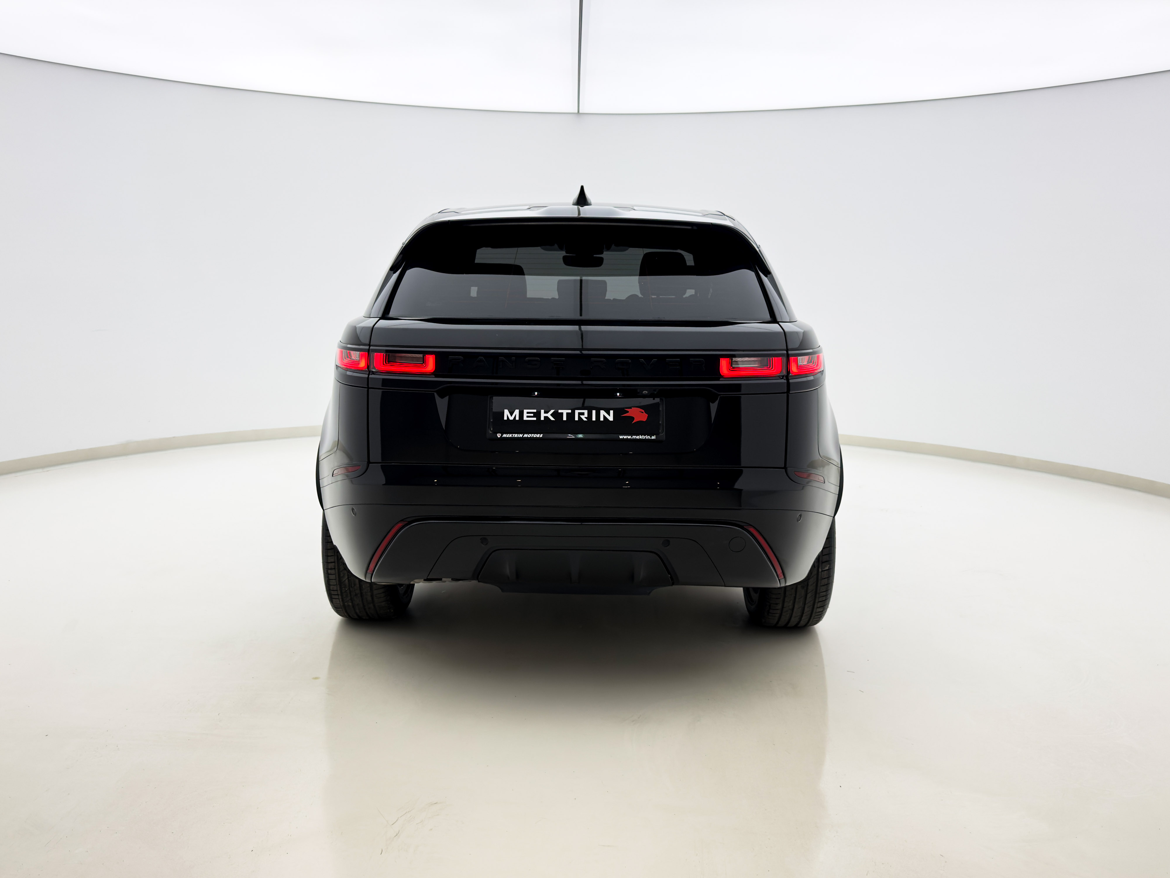 Land Rover - Range Rover Velar