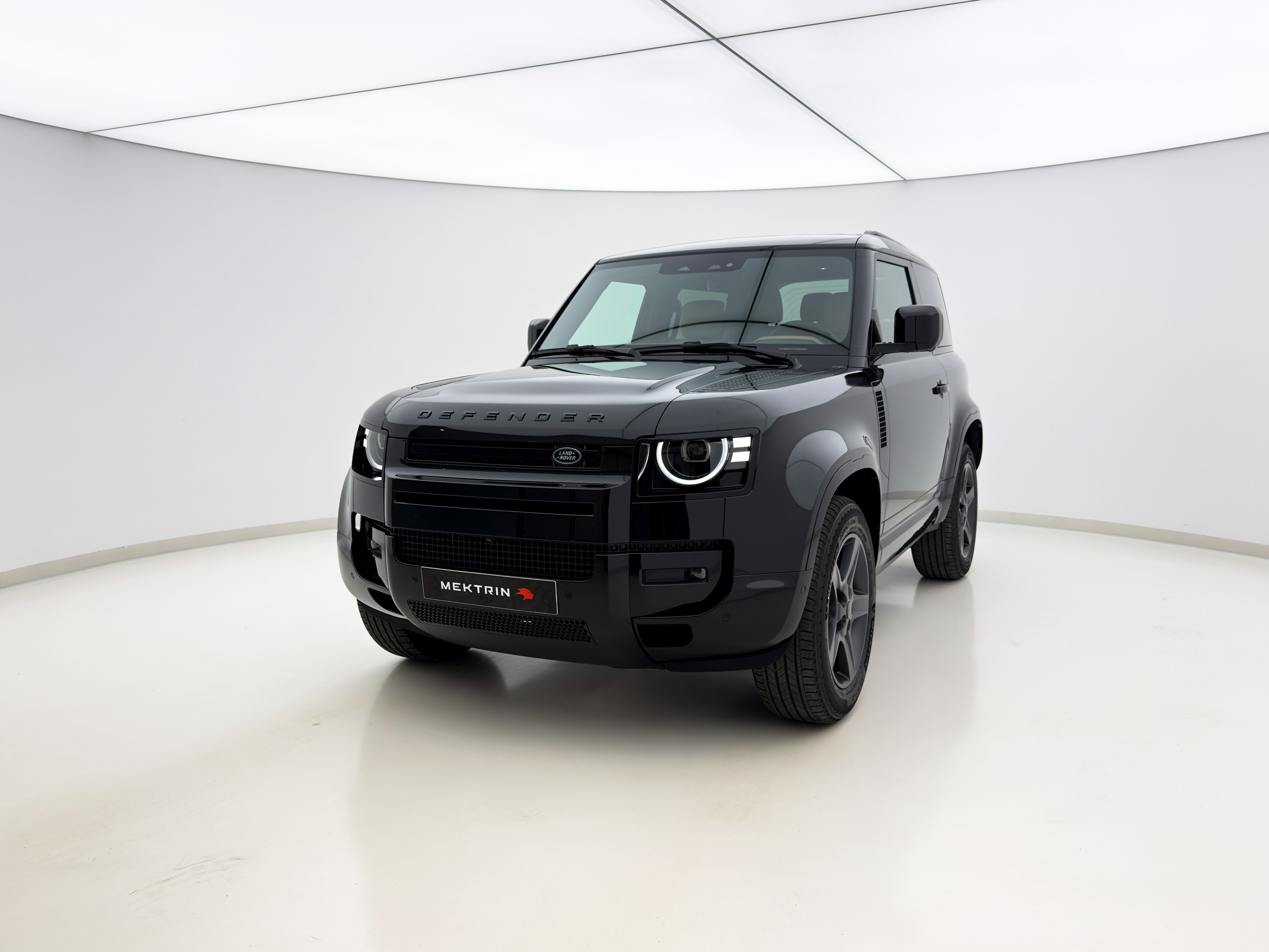 Land Rover - Defender