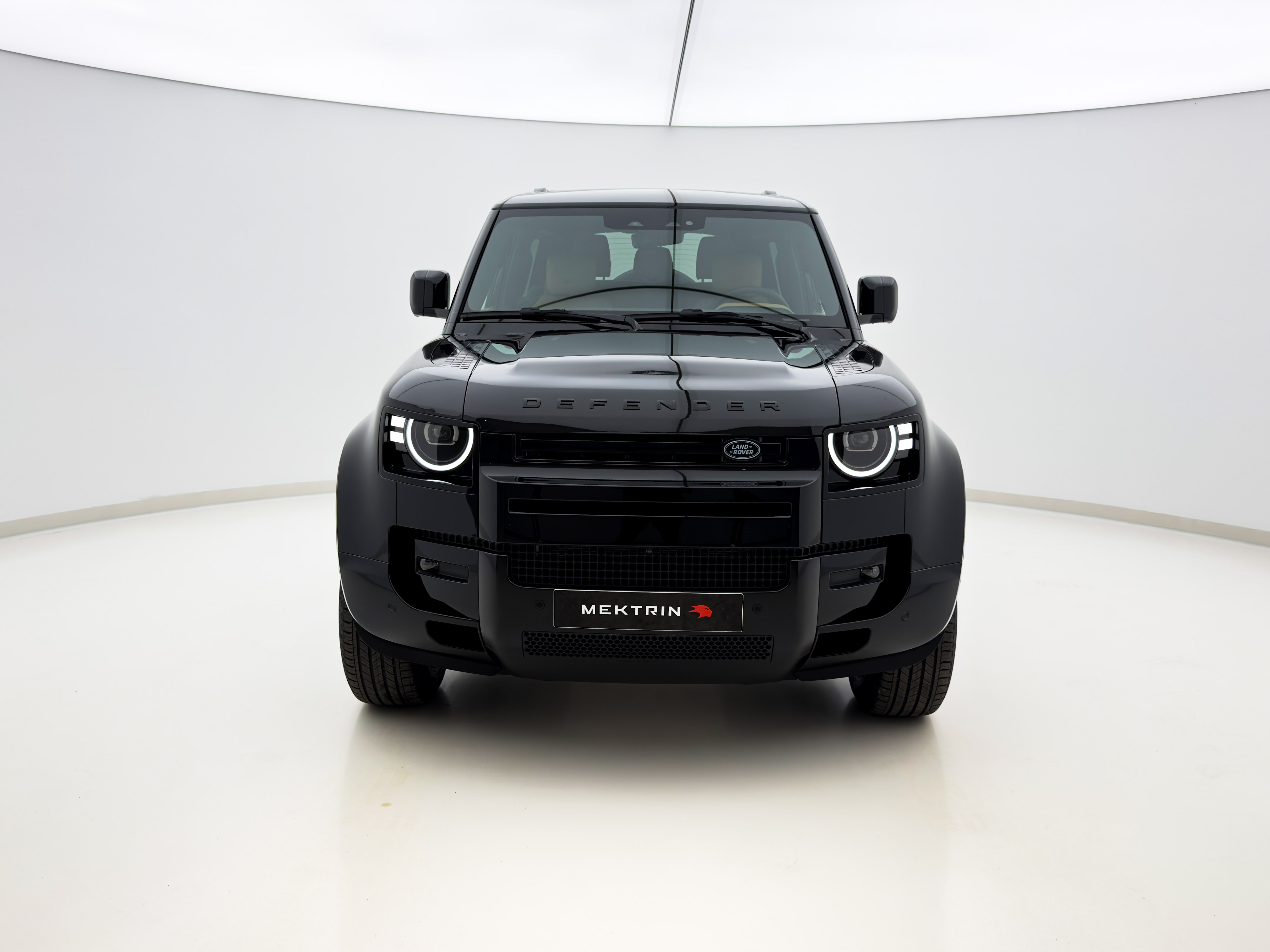 Land Rover - Defender