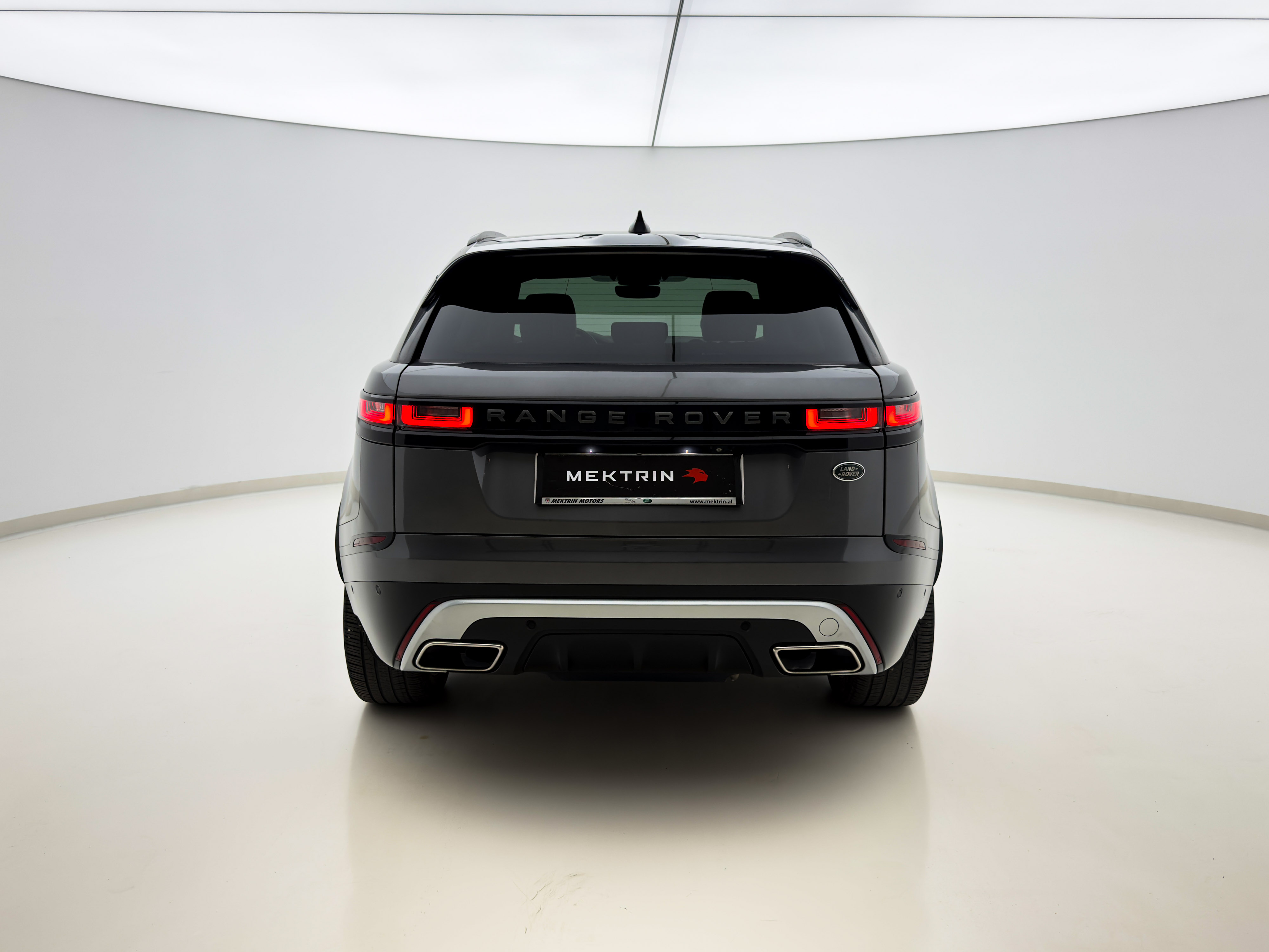 Land Rover - Range Rover Velar