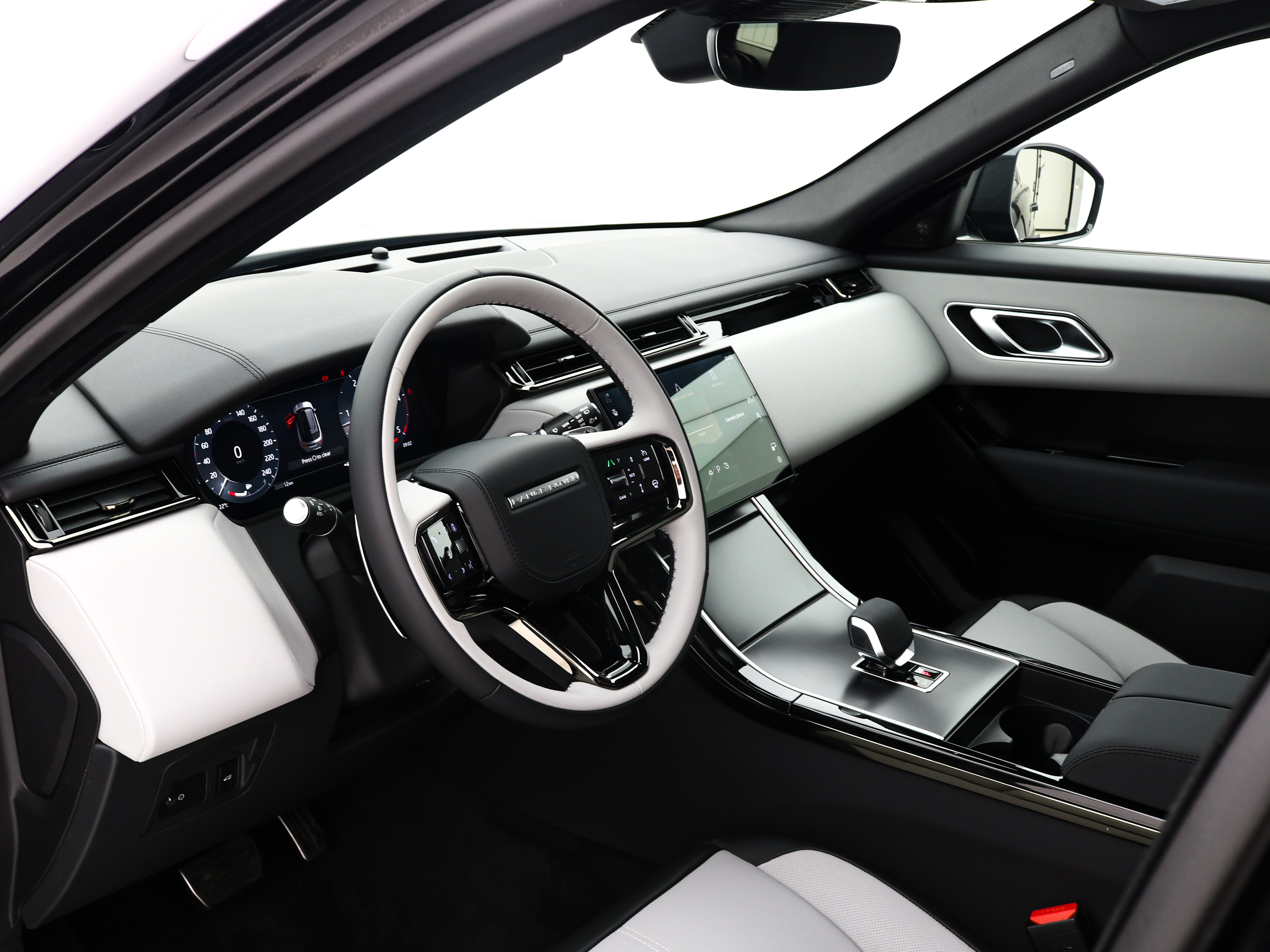 Land Rover - Range Rover Velar