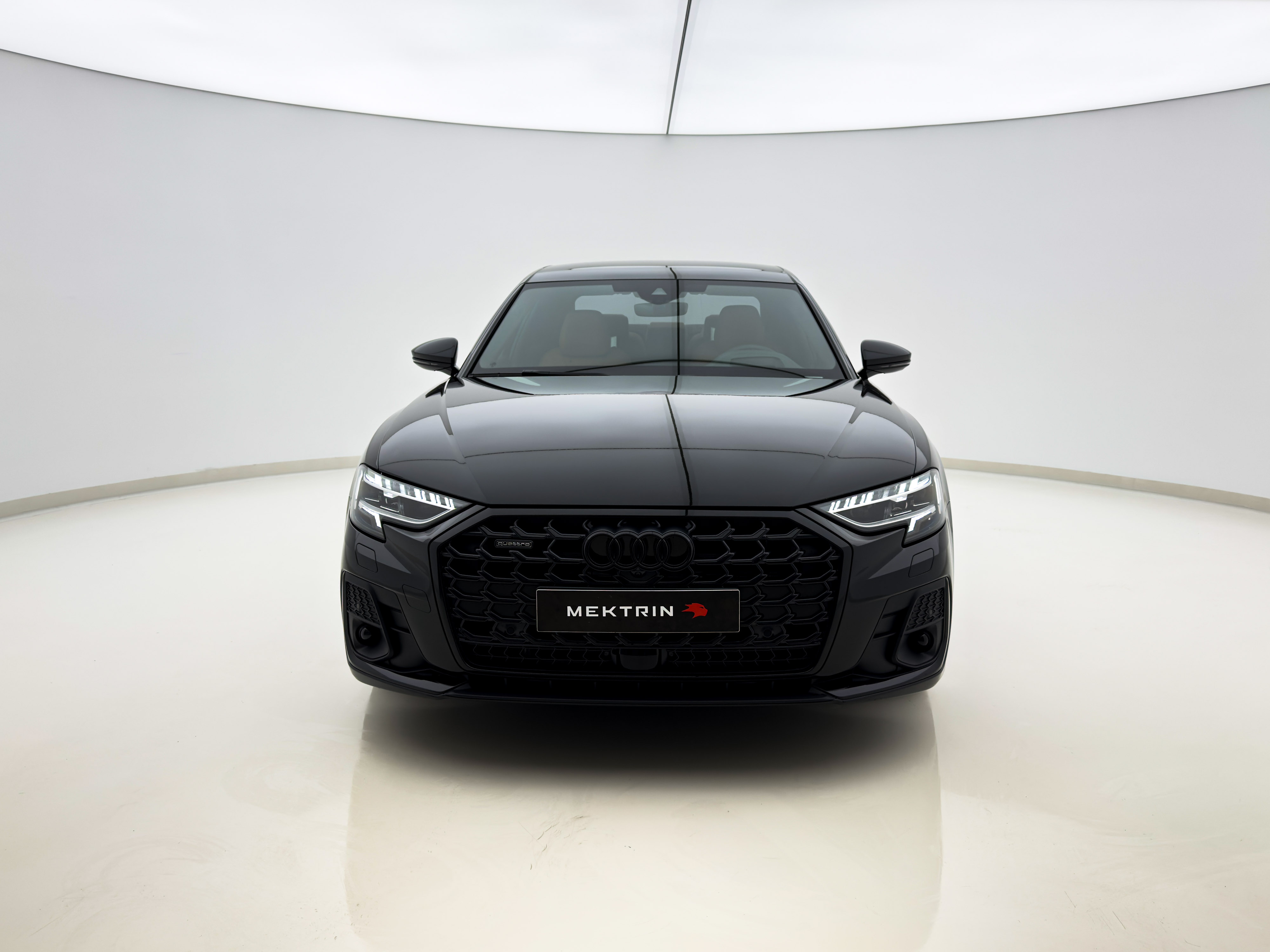 Audi - A8