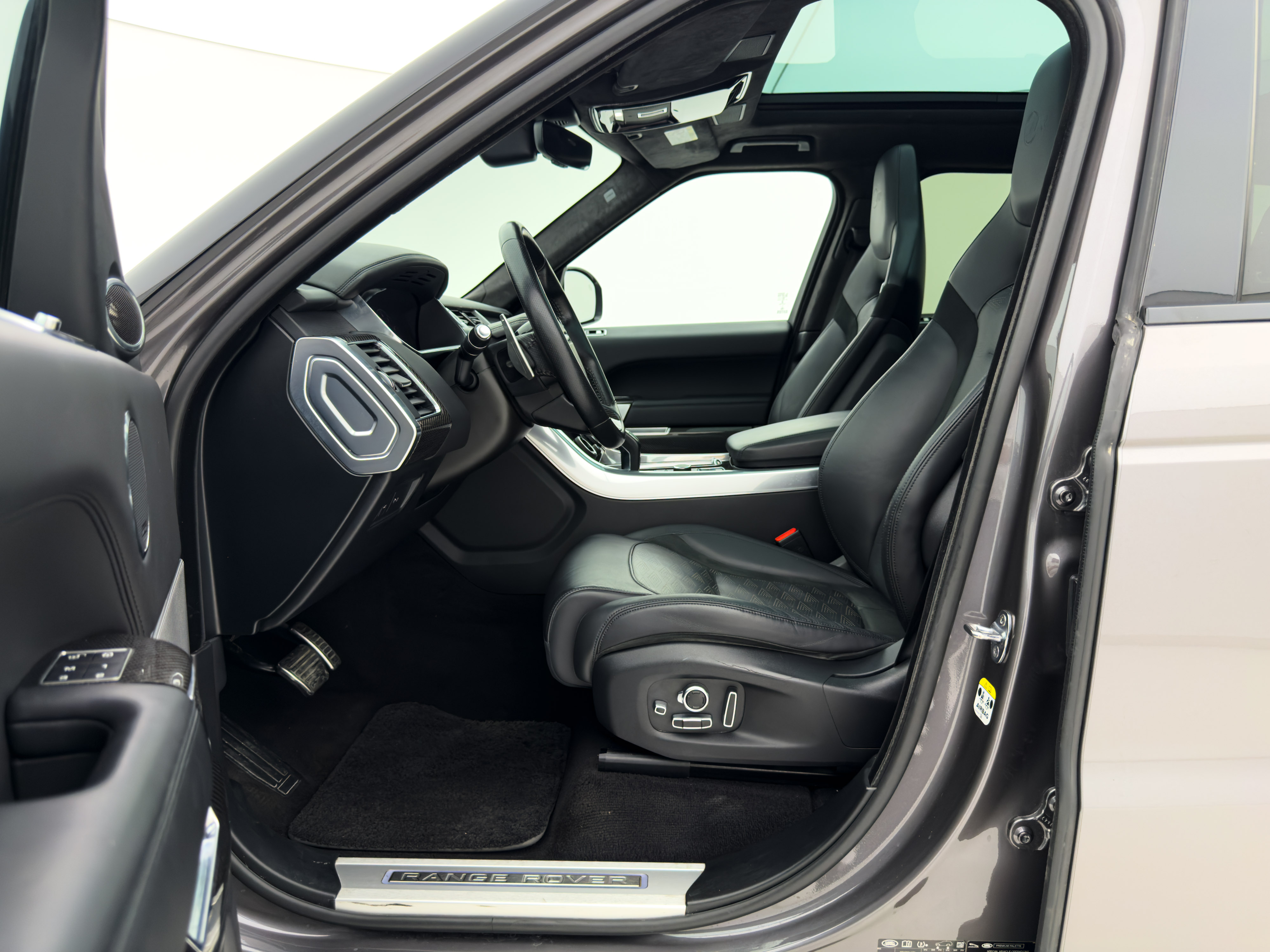 Land Rover - Range Rover Sport