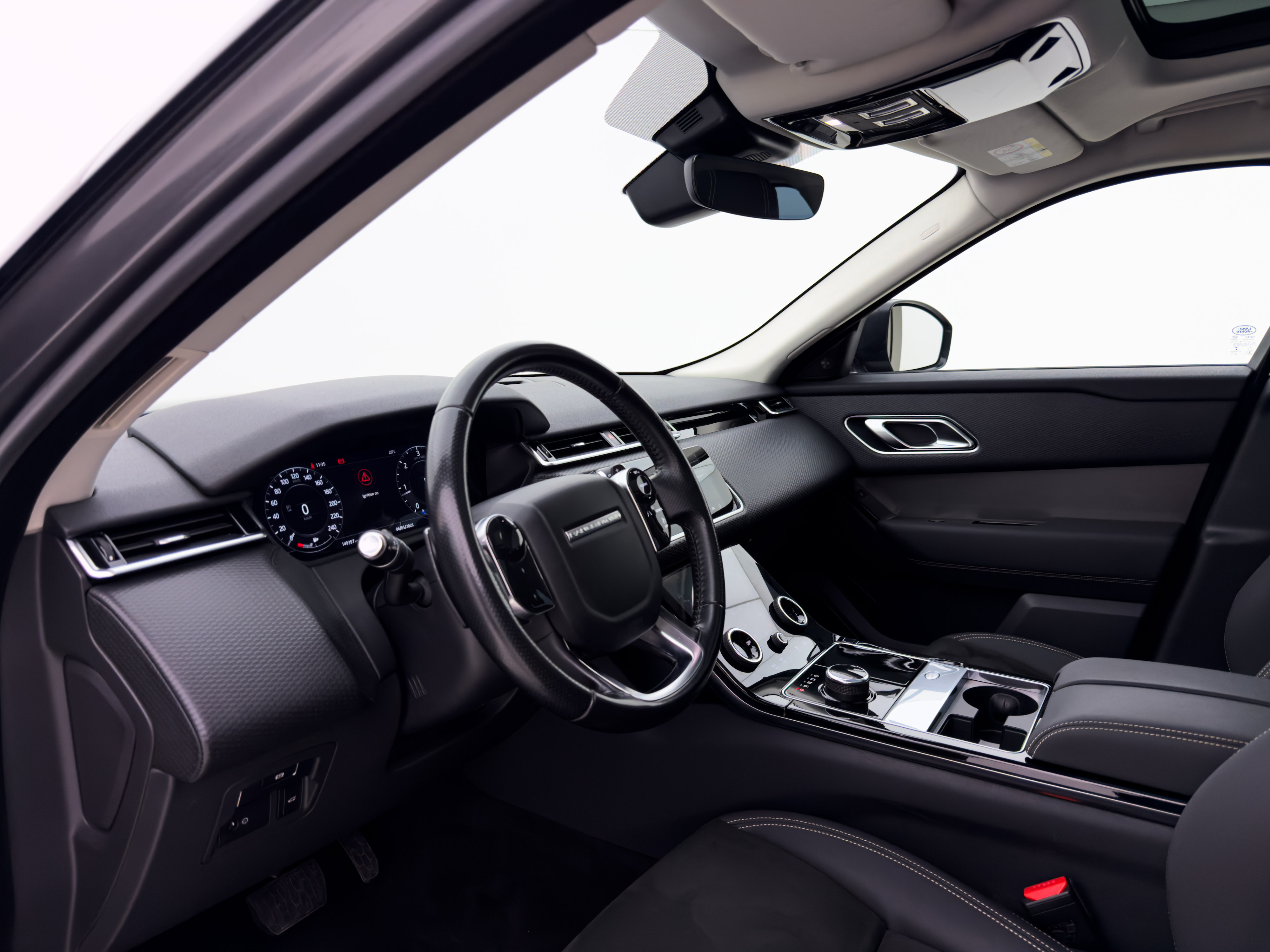 Land Rover - Range Rover Velar