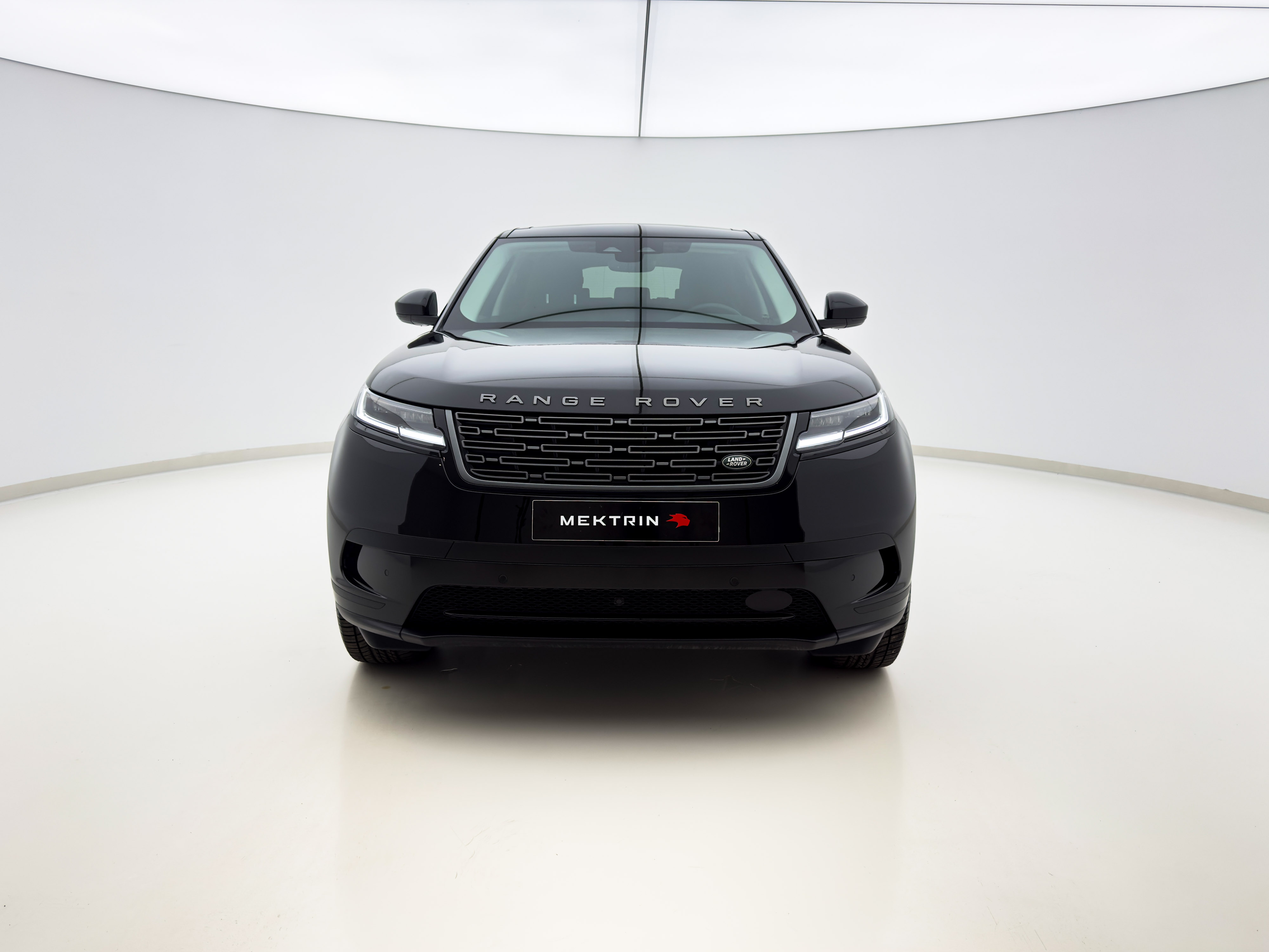 Land Rover - Range Rover Velar