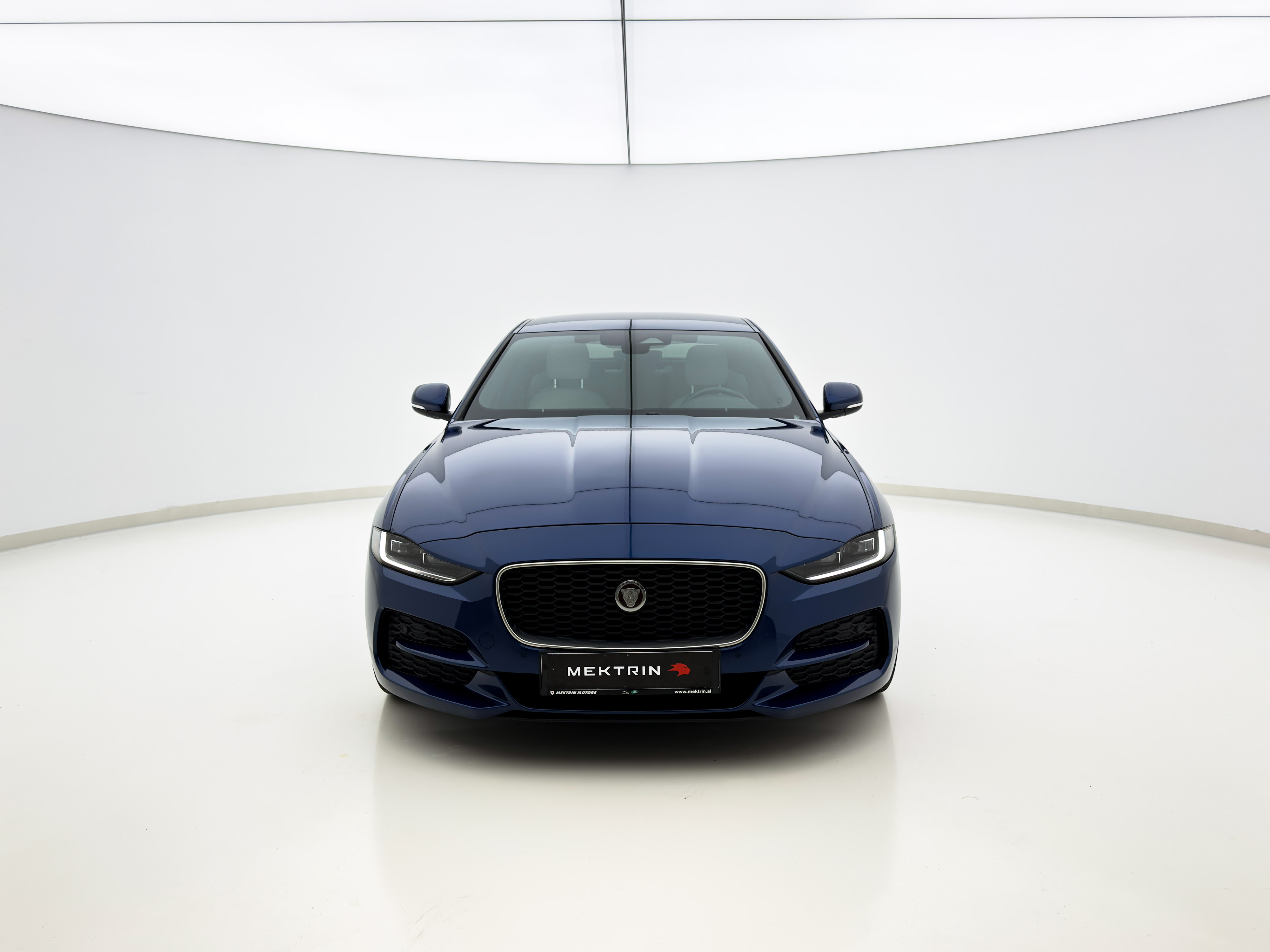 Jaguar - Xe