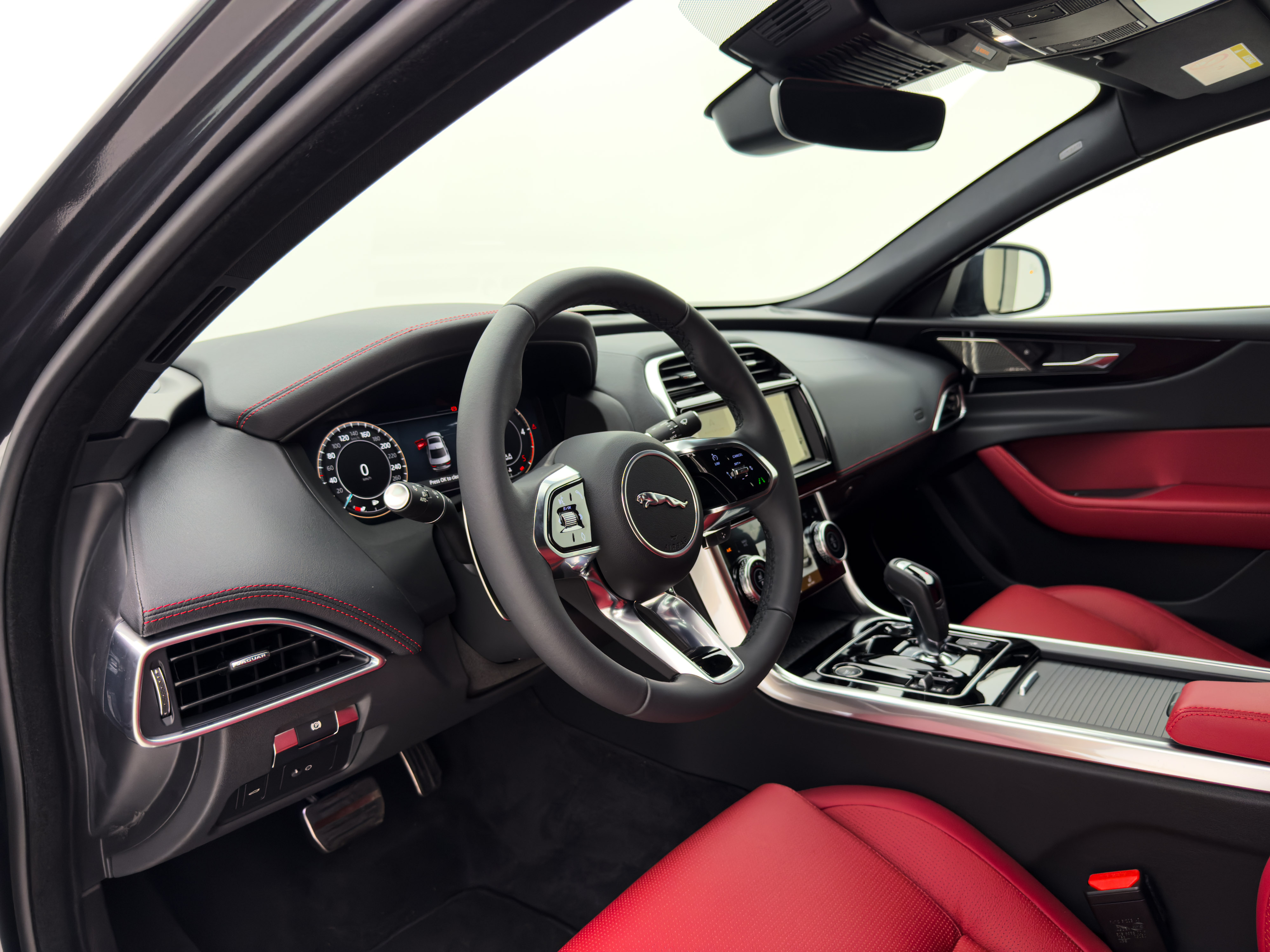 Jaguar - Xe