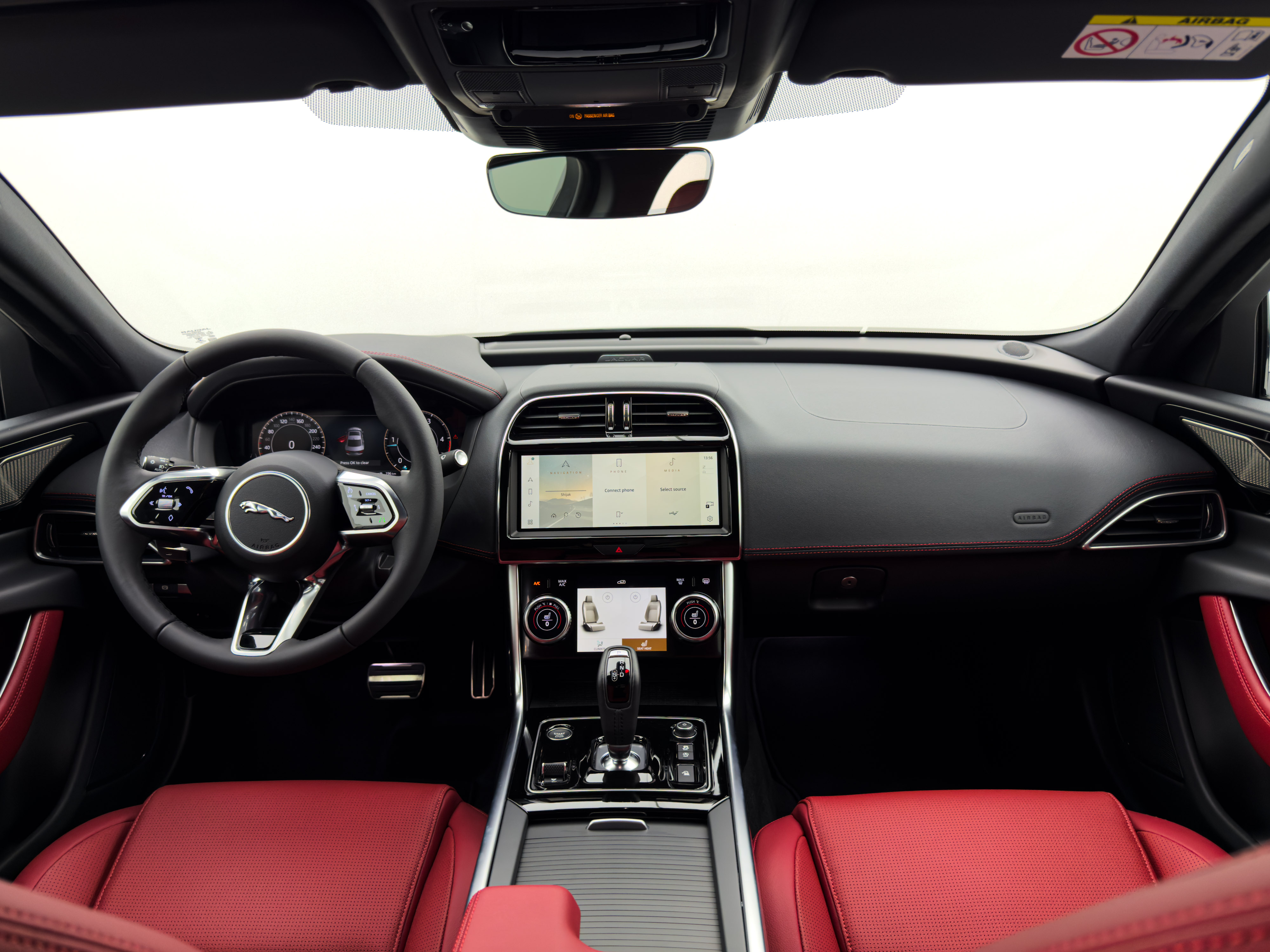 Jaguar - Xe