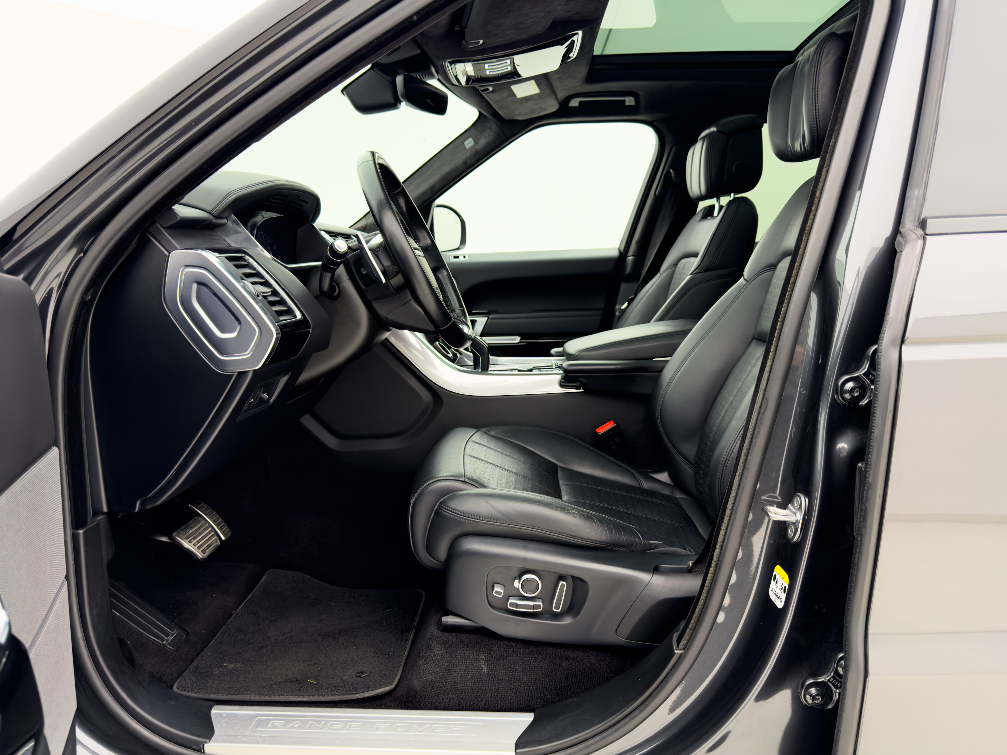 Land Rover - Range Rover Sport