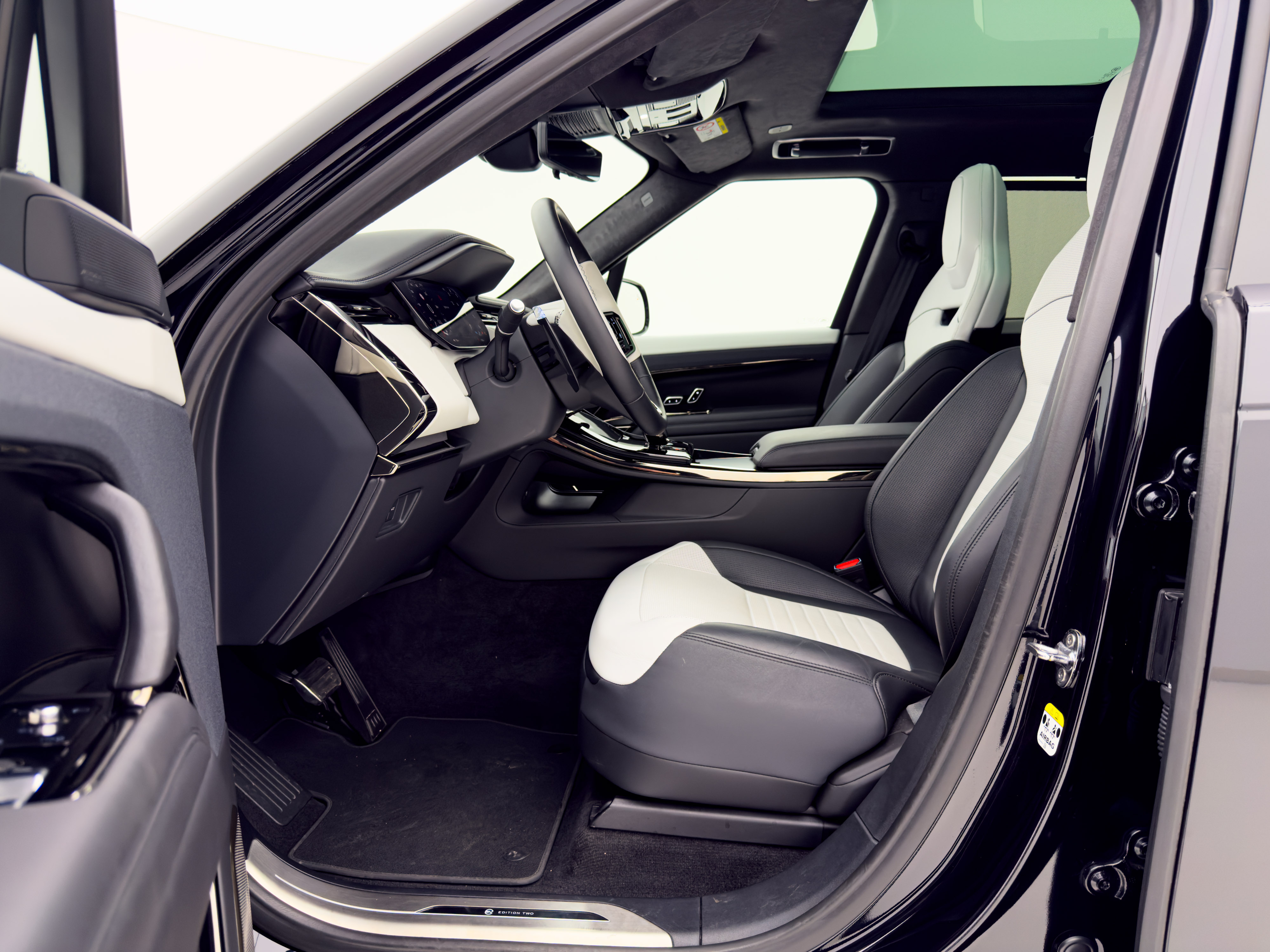 Land Rover - Range Rover Sport