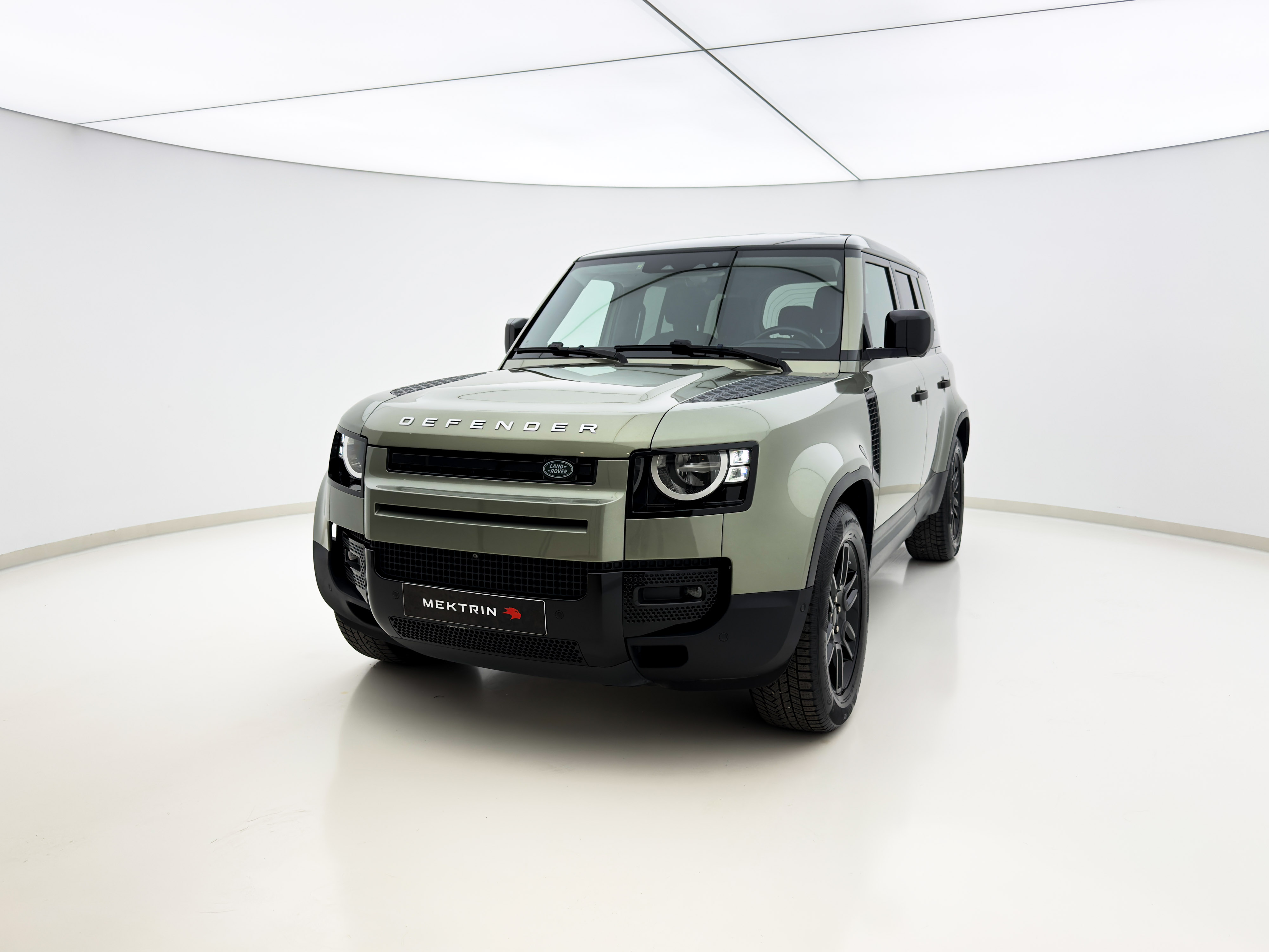 Land Rover - Defender