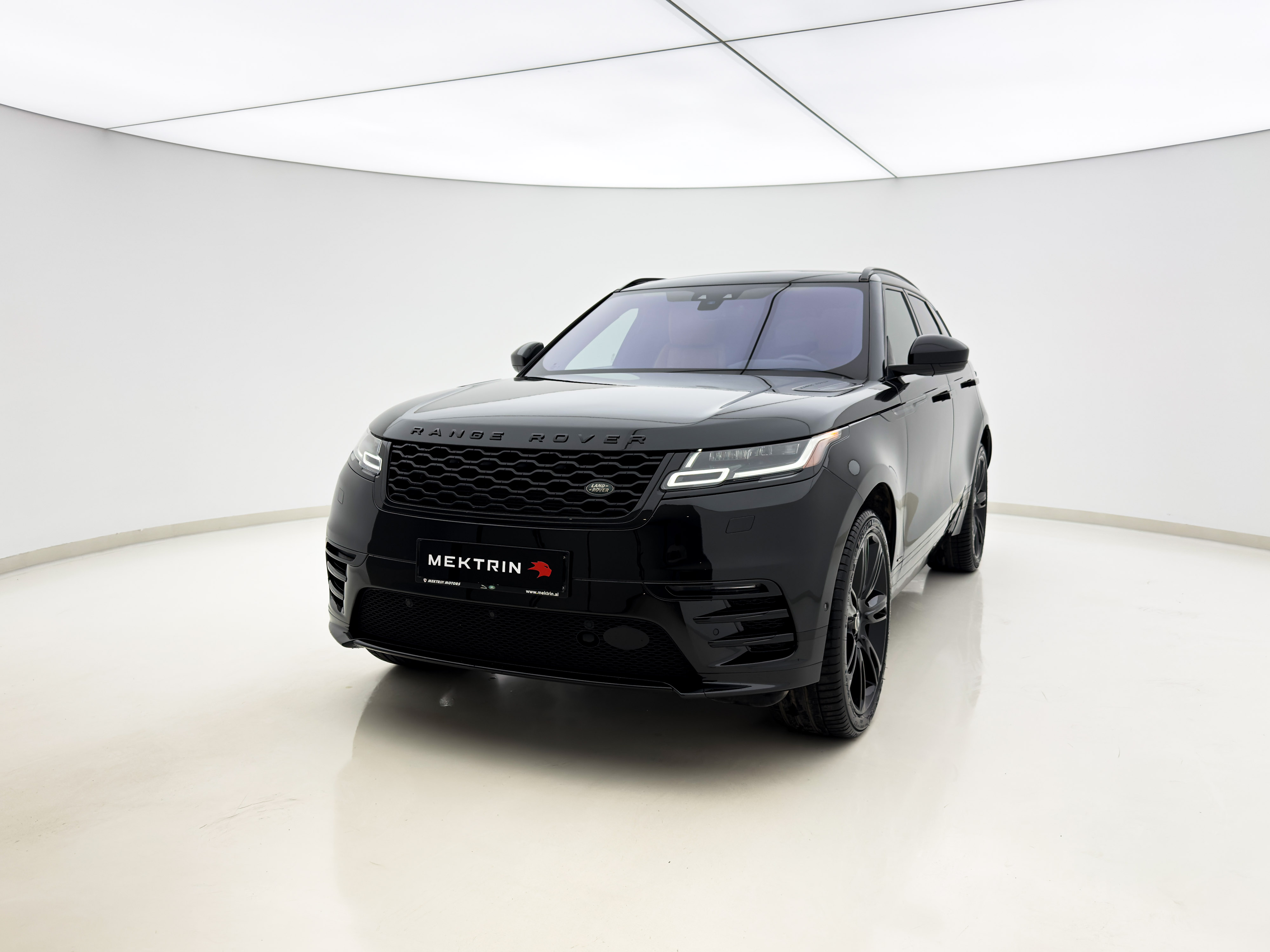 Land Rover - Range Rover Velar