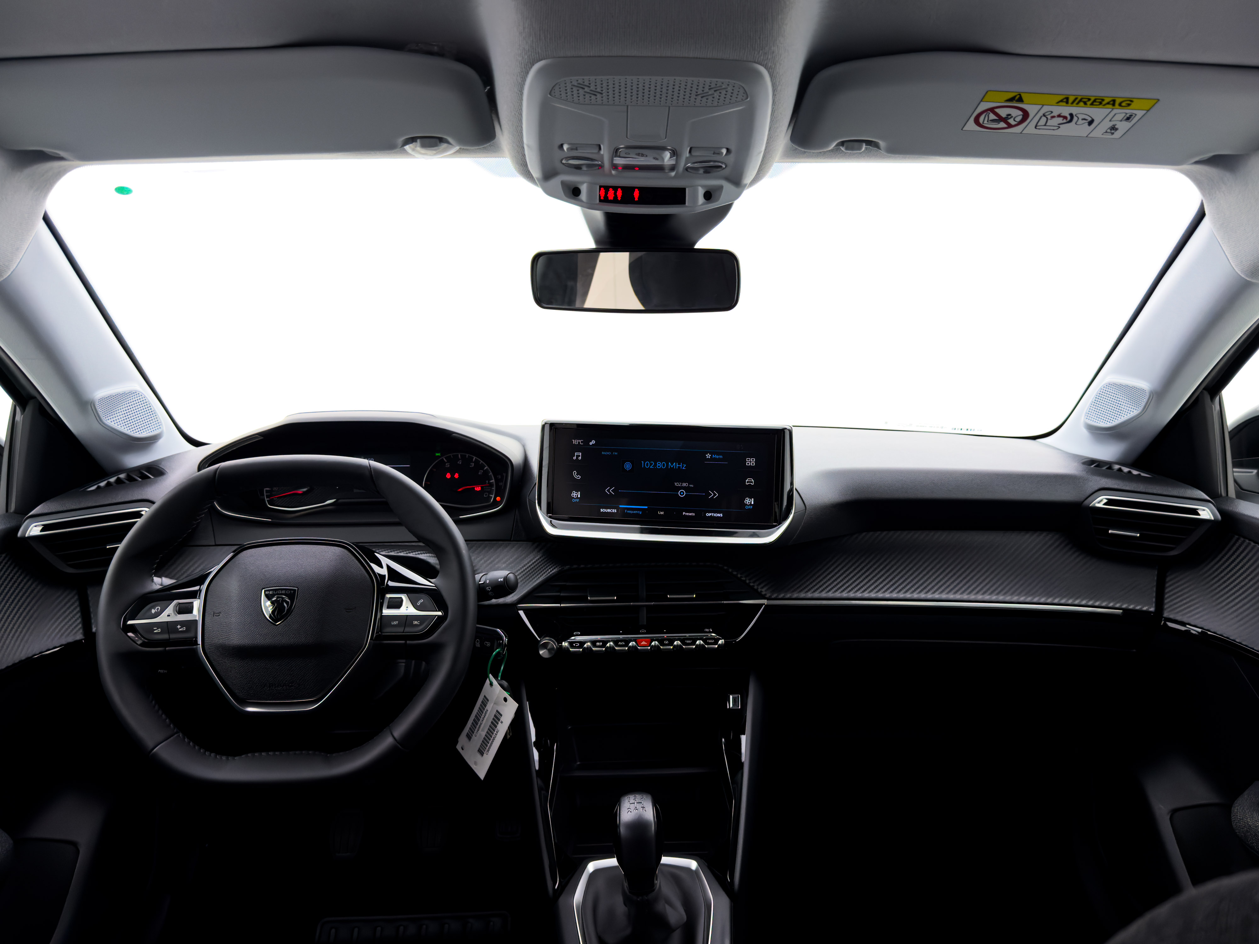 Peugeot - 208