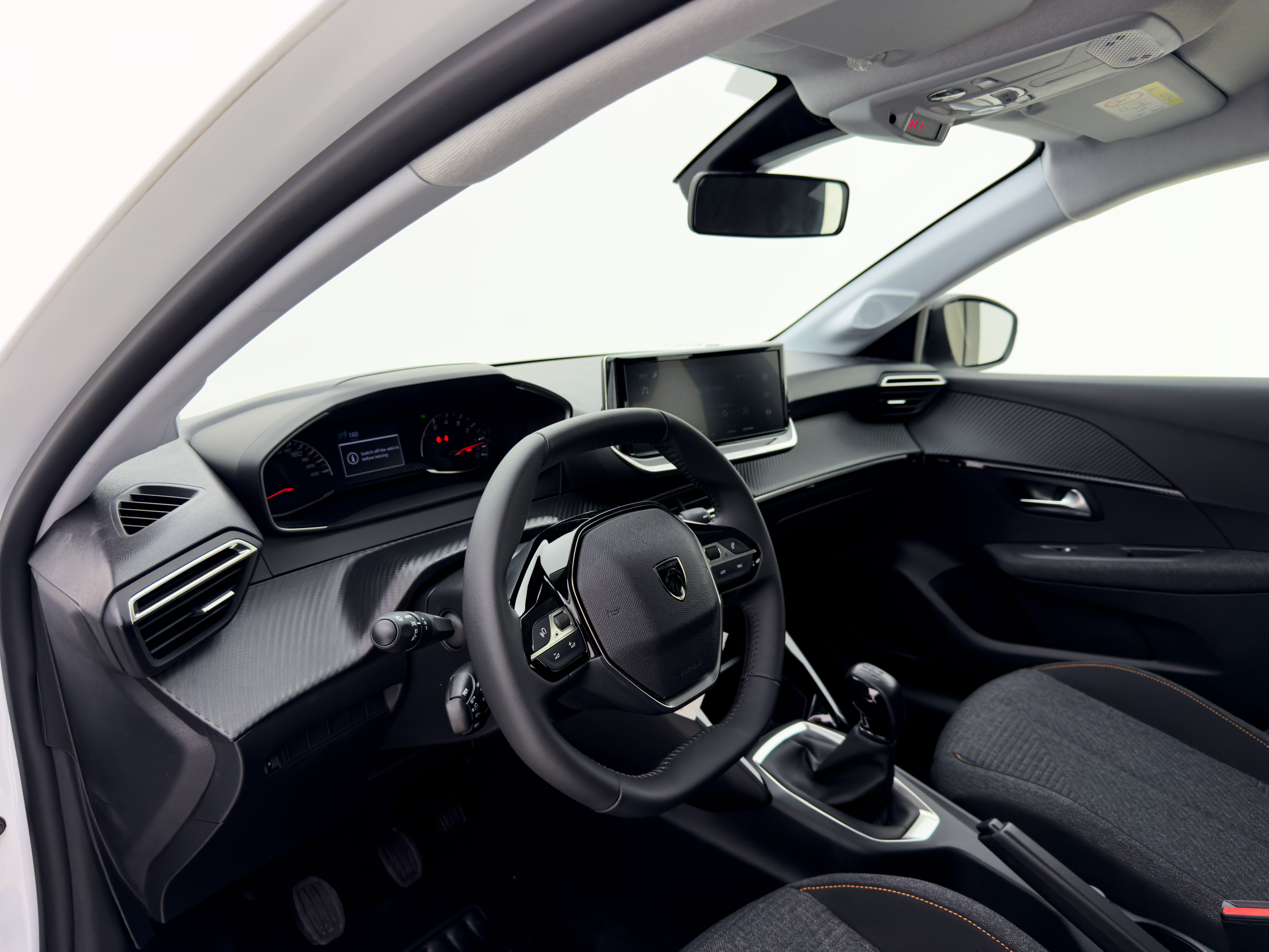 Peugeot - 208