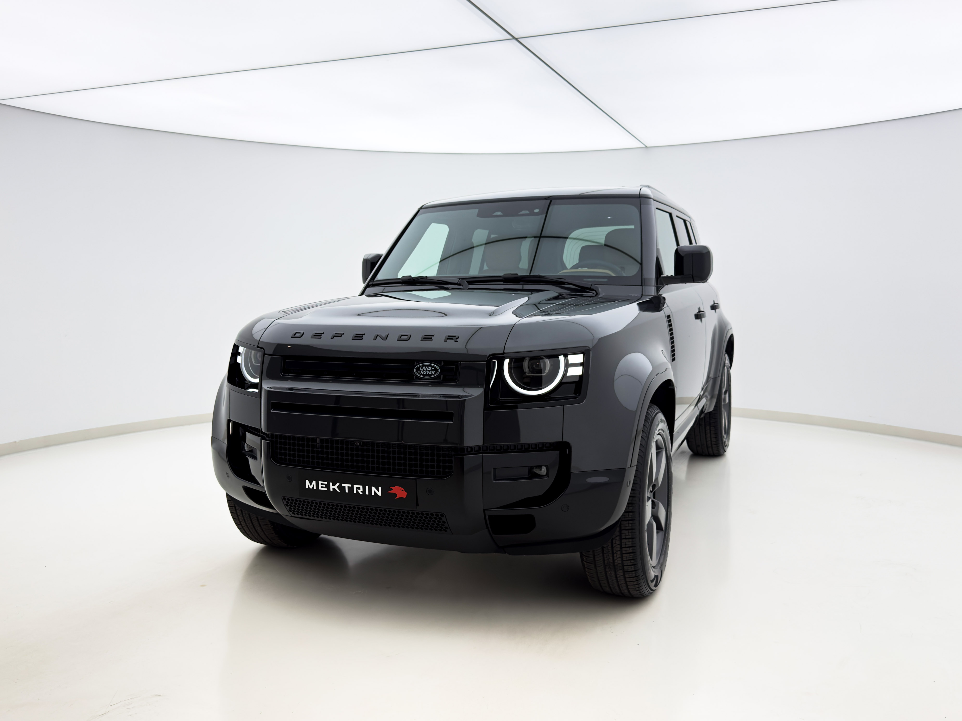 Land Rover - Defender